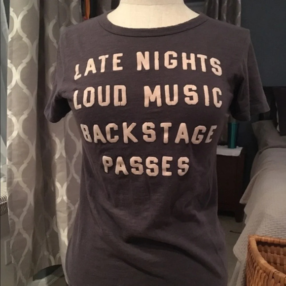 Lucky Brand Tops - Cute Tshirt